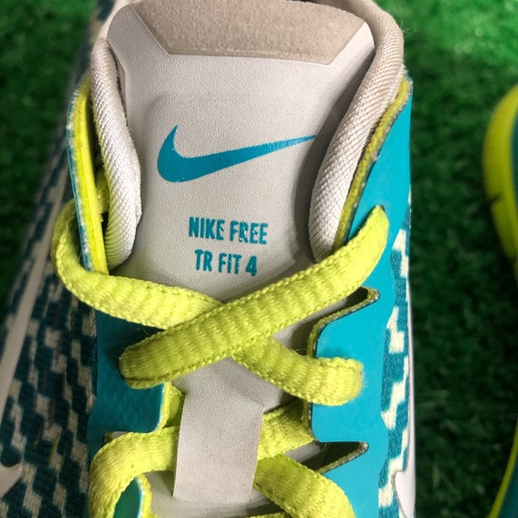 Nike Womens Free 5.0 TR Fit 4 Running Shoes - Picture 6 of 7